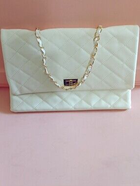 White‎ Quilted Chain-Handle Shoulder Bag